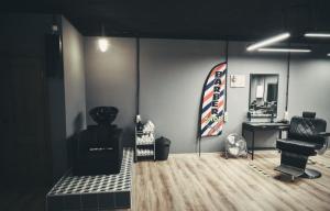 Фотография Ви́ски́ Barbershop 1