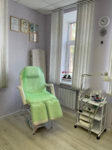 Фотография Manicure & Pedicure 0